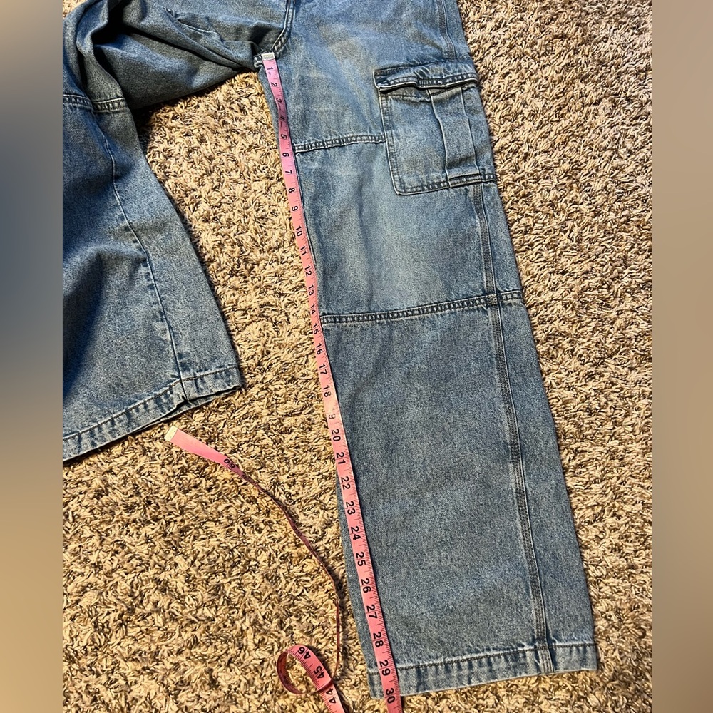 H&M Divided Cargo Jeans - Picture 4 of 6